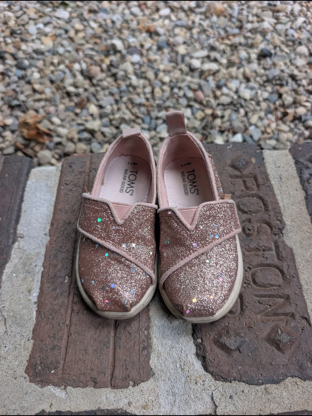 TOMS Kids Glitter Slip-On Shoes - Pink